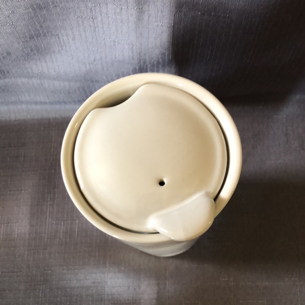 🛍️2/$20🛍️🌟RAE DUNN🌟Insulated coffee mug. - Picture 3 of 6